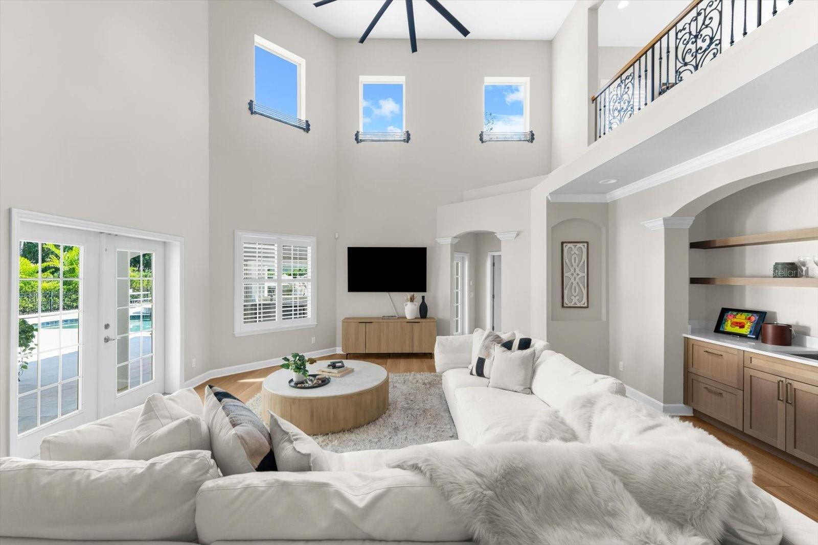 LOOP OF NORTHWEST BRADENTON - Residential