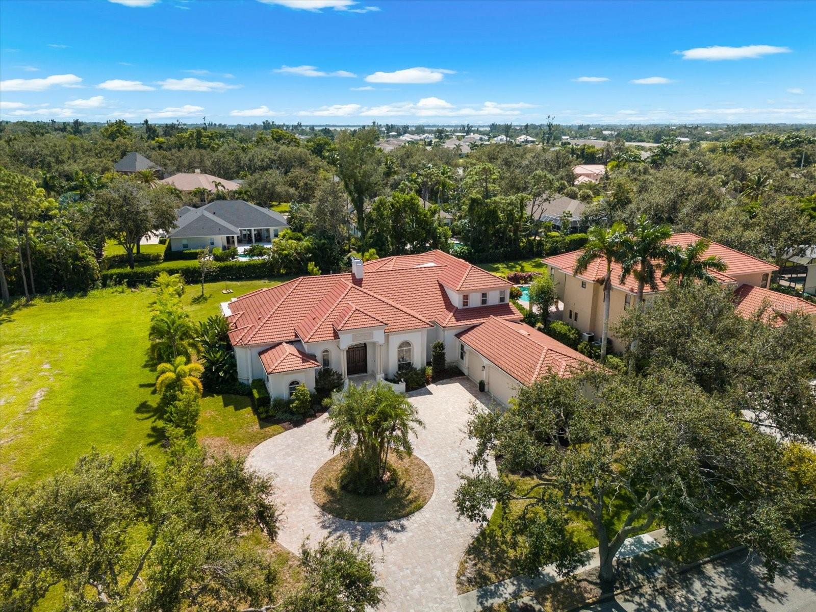 LOOP OF NORTHWEST BRADENTON - Residential