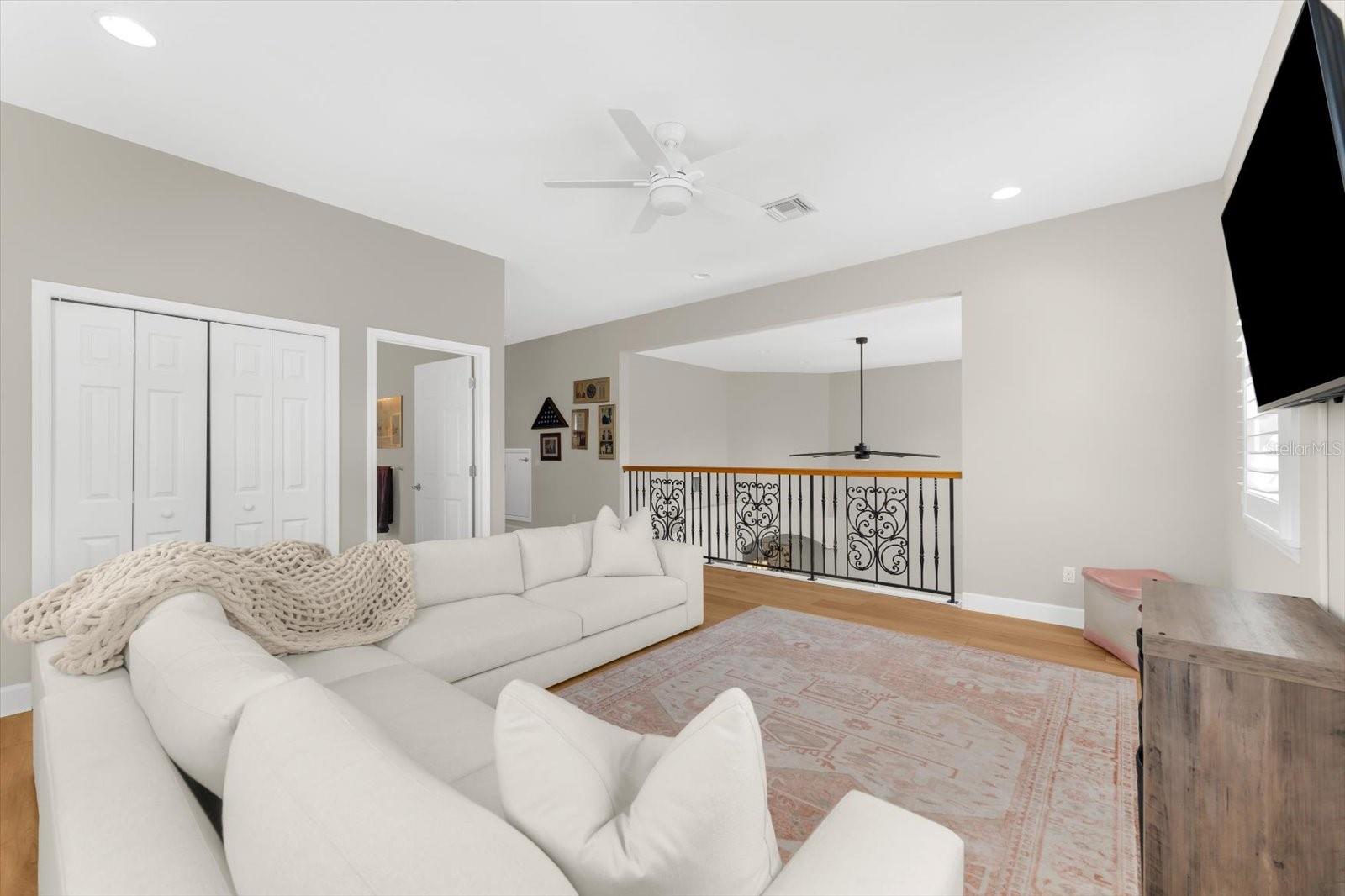 LOOP OF NORTHWEST BRADENTON - Residential