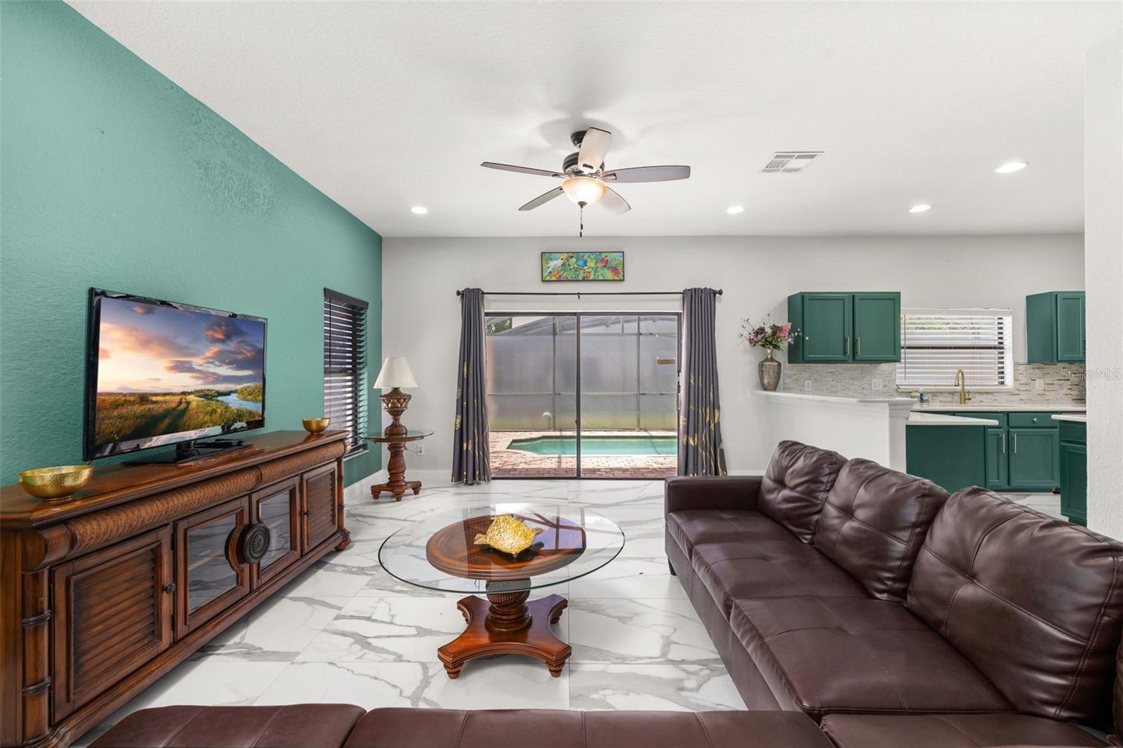 HIGH GROVE UNIT 02 - Residential