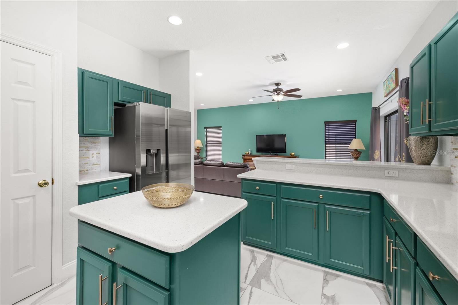 HIGH GROVE UNIT 02 - Residential