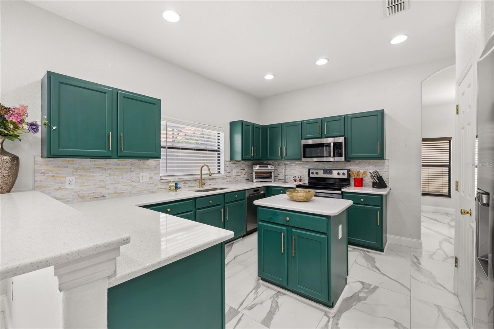 HIGH GROVE UNIT 02 - Residential