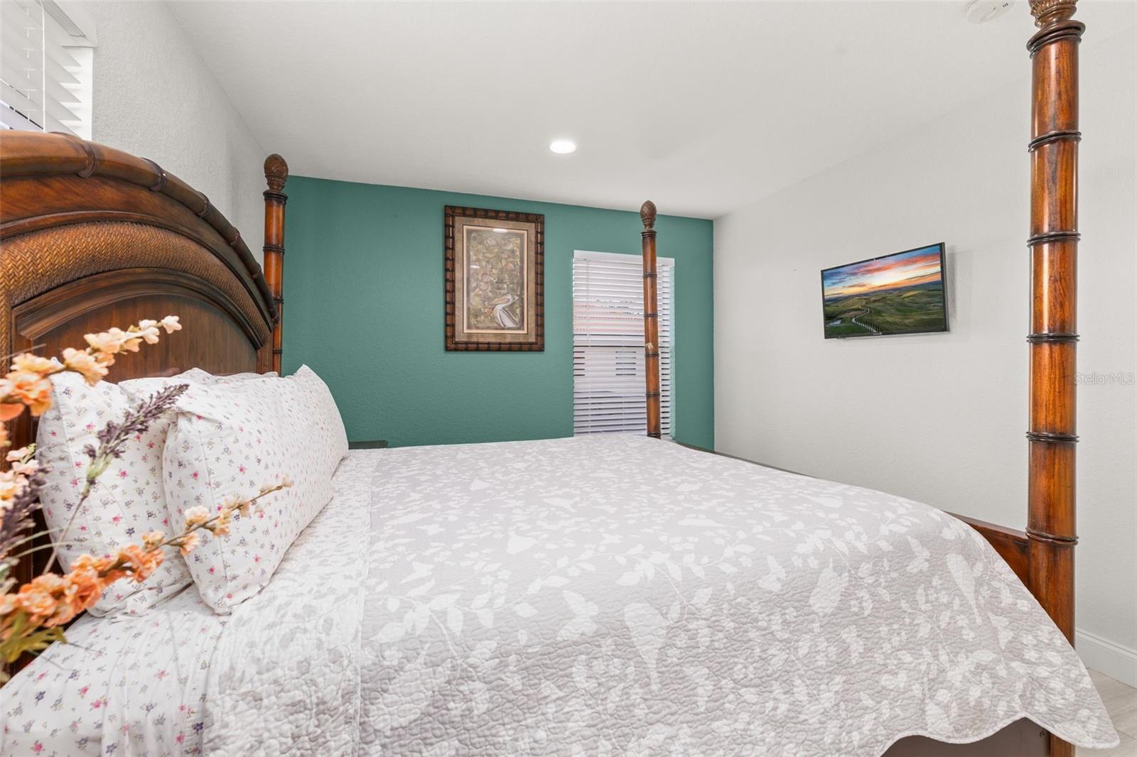 HIGH GROVE UNIT 02 - Residential