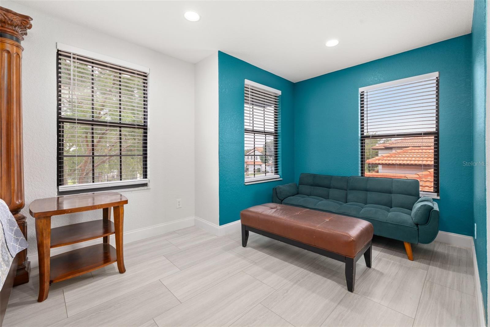 HIGH GROVE UNIT 02 - Residential