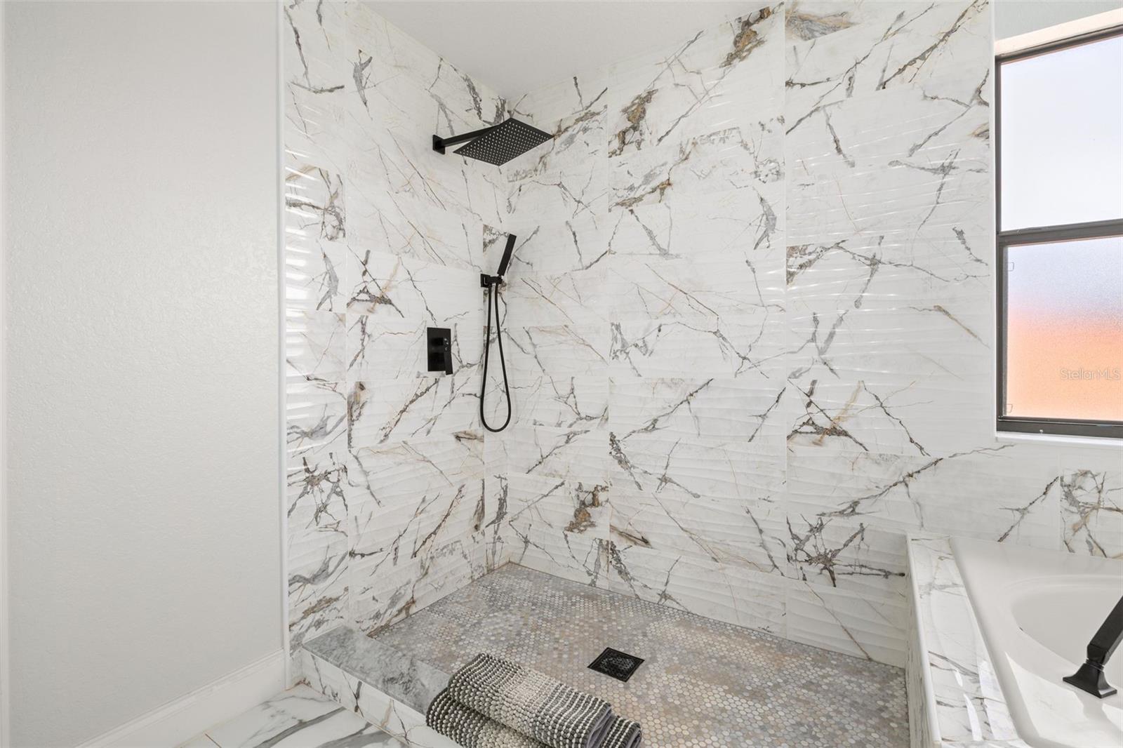 HIGH GROVE UNIT 02 - Residential