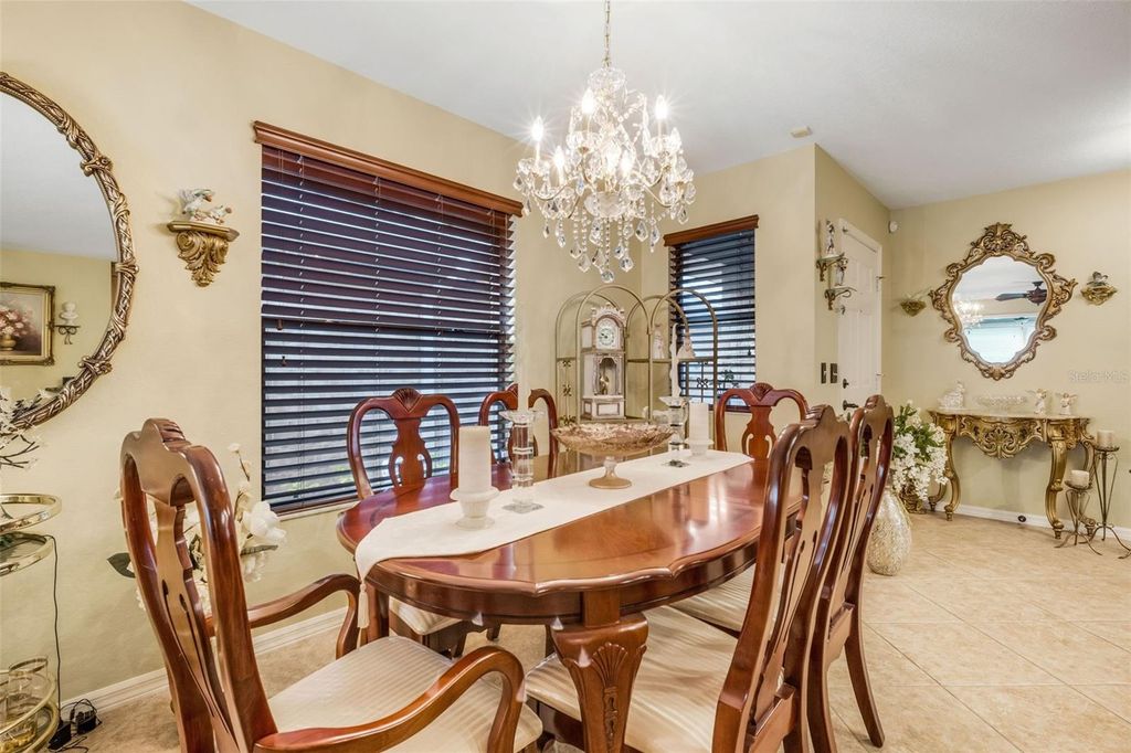 Photo of 551 Grand Cayman Circle, Lakeland, FL 33803 (MLS # L4958574)