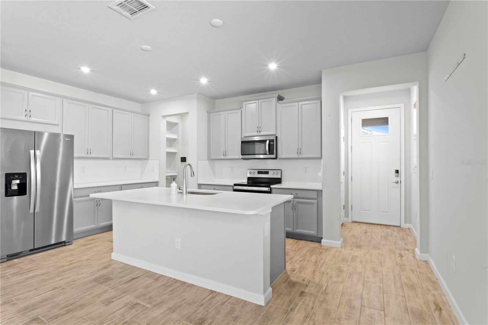 CITRON GROVE - Residential