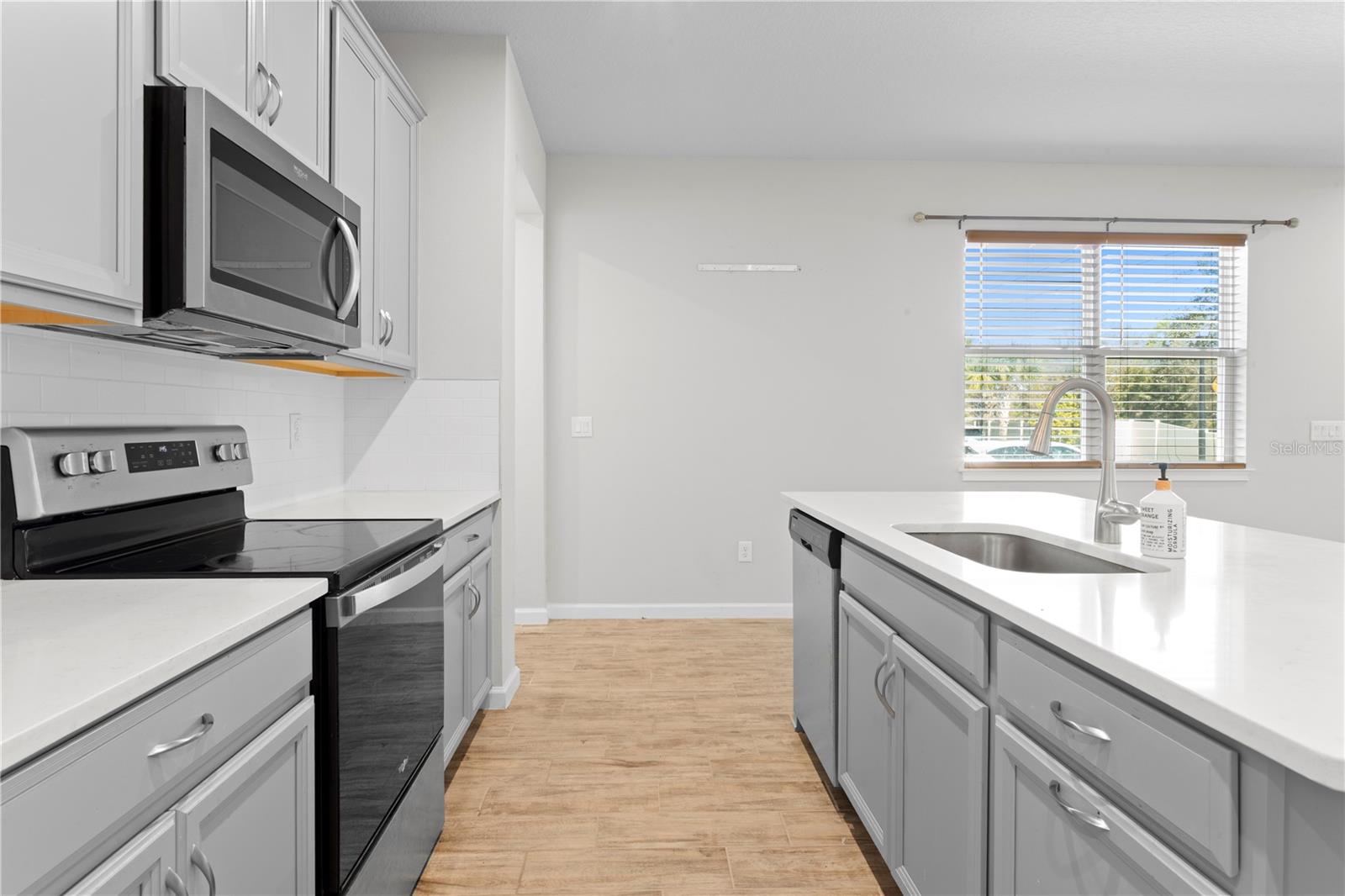 CITRON GROVE - Residential