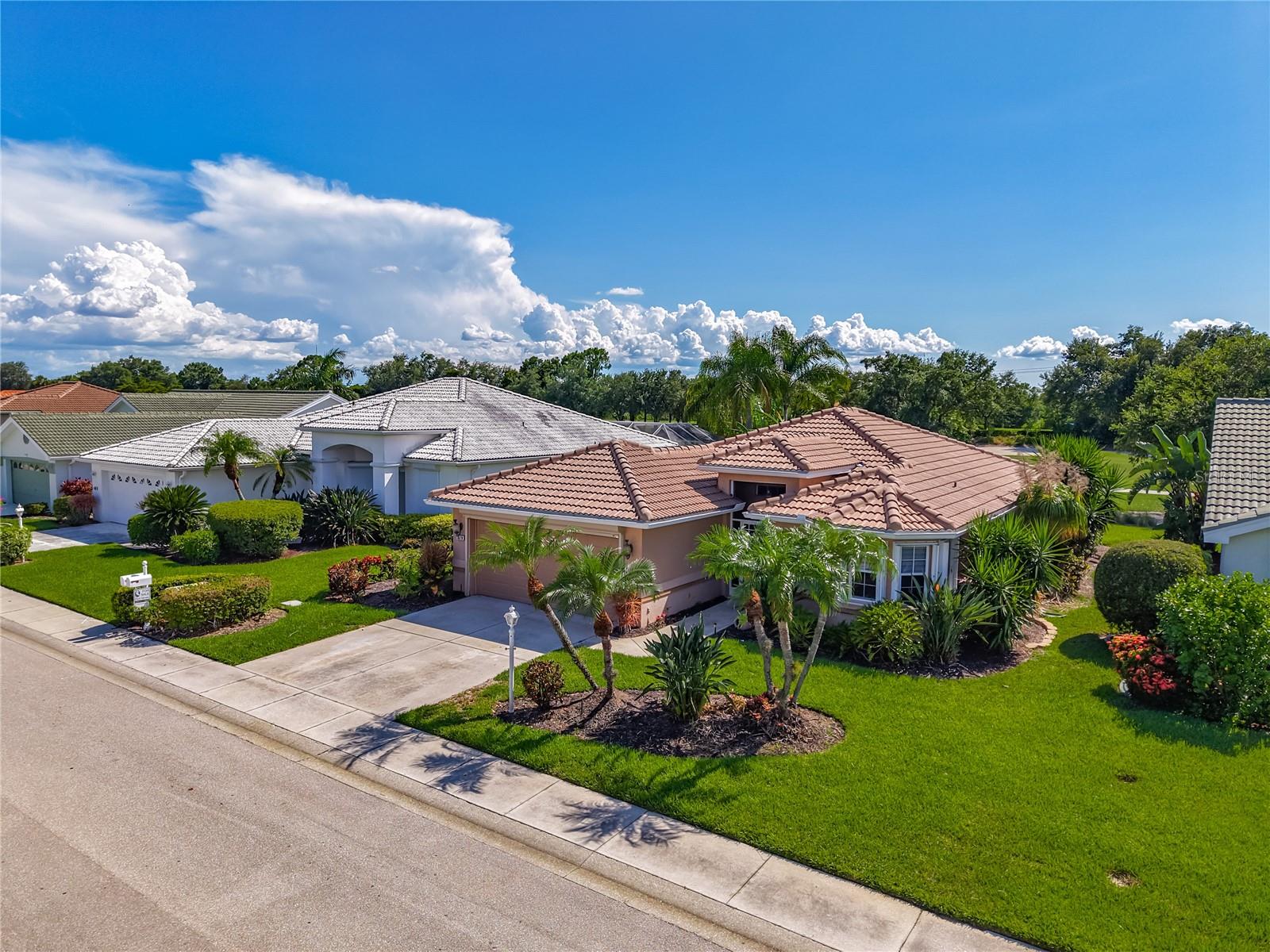 DEL VERA COUNTRY CLUB - Residential