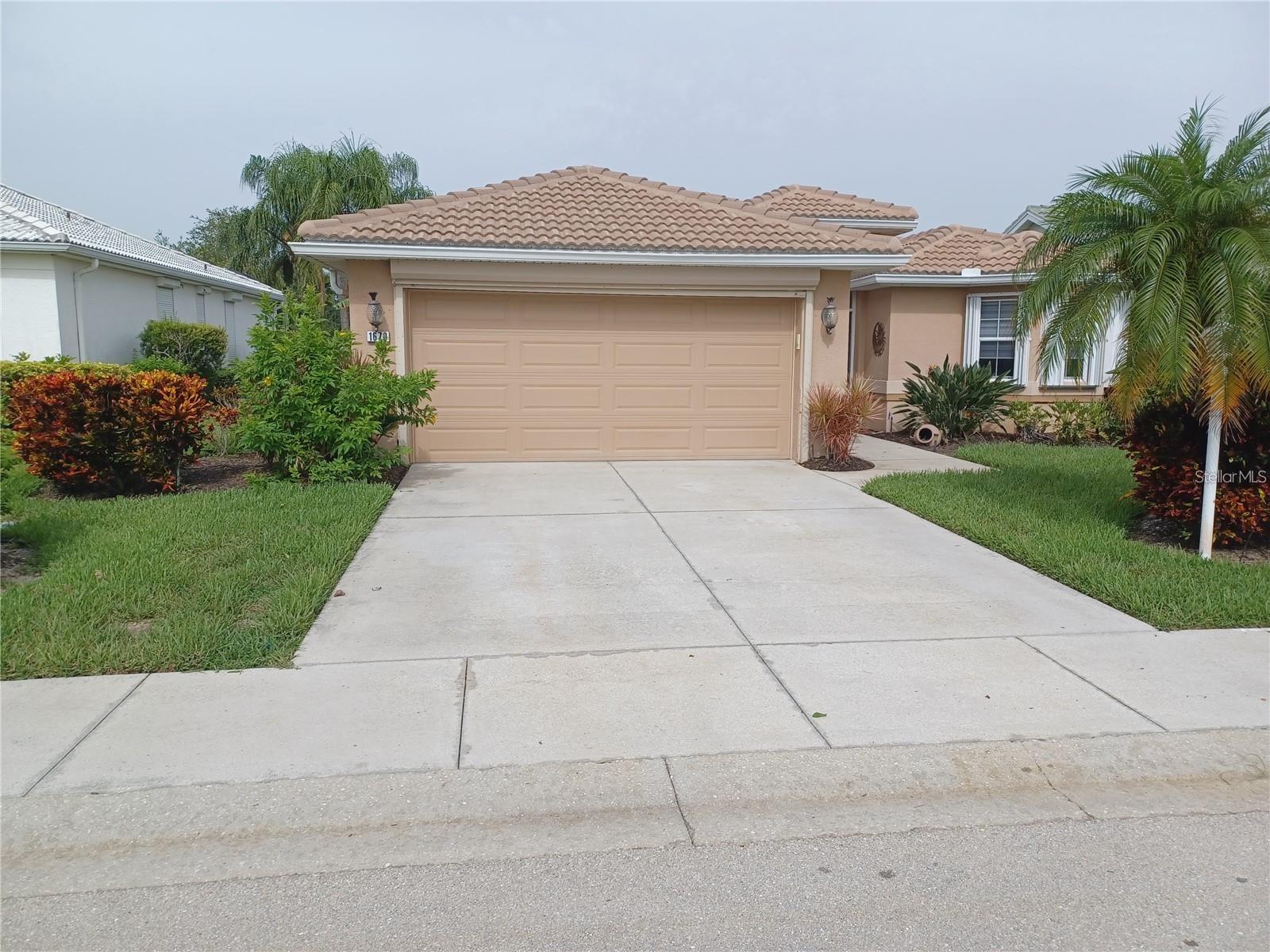 DEL VERA COUNTRY CLUB - Residential