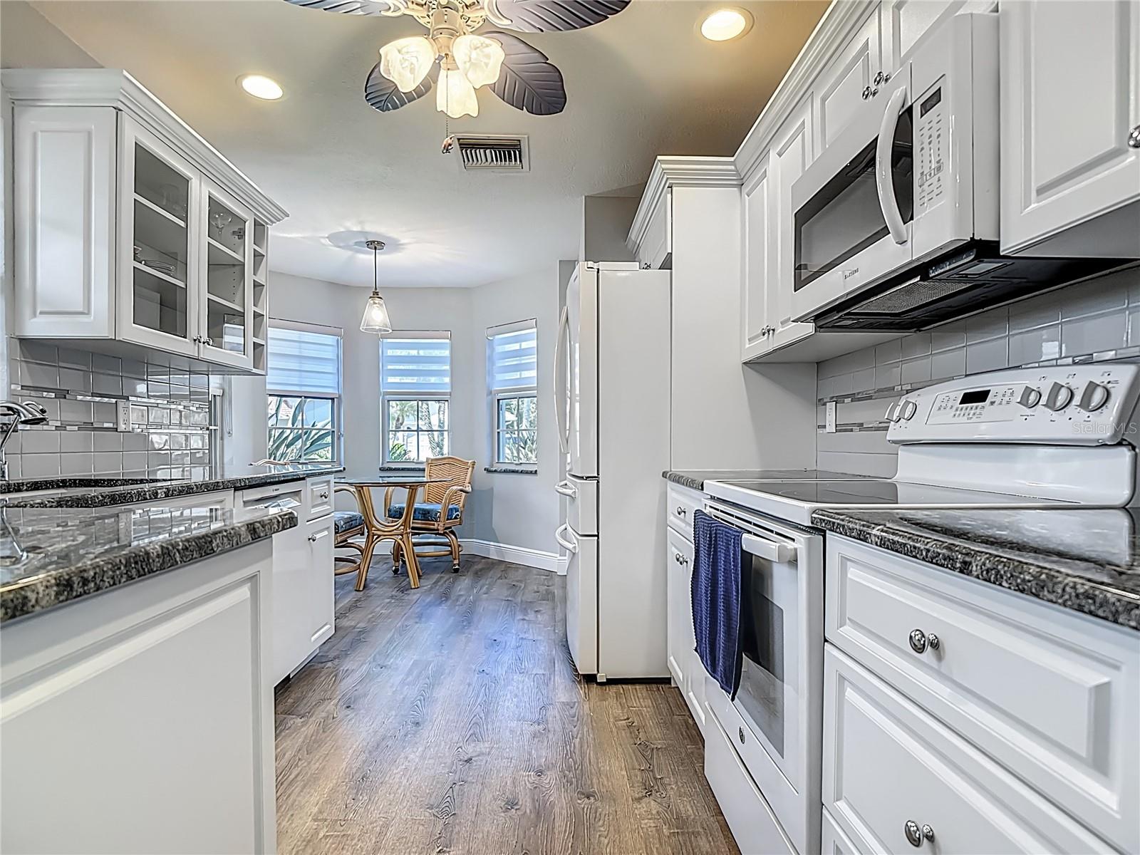 DEL VERA COUNTRY CLUB - Residential