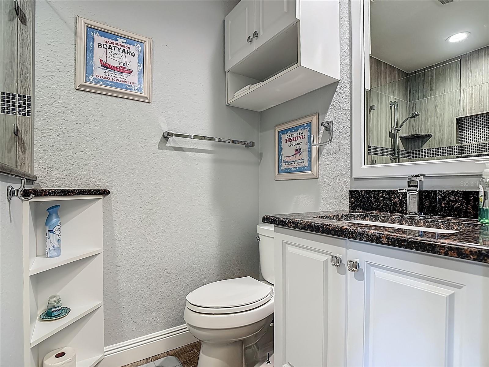 DEL VERA COUNTRY CLUB - Residential