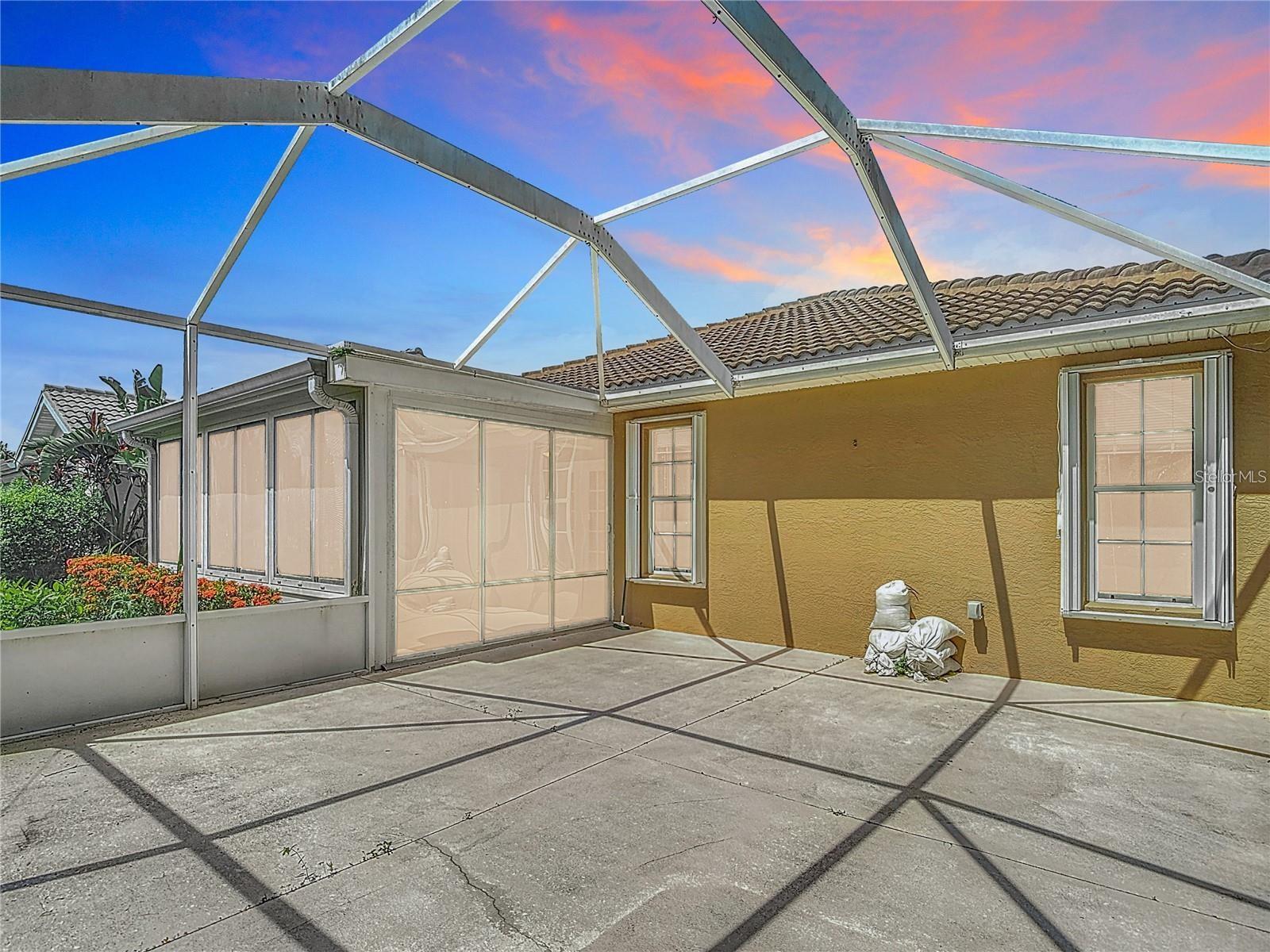 DEL VERA COUNTRY CLUB - Residential