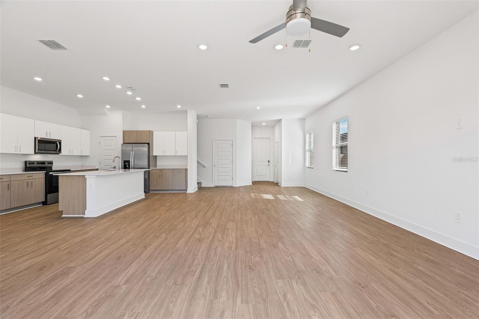 STELLAR AT MASTERS AVENUE - Residential Lease