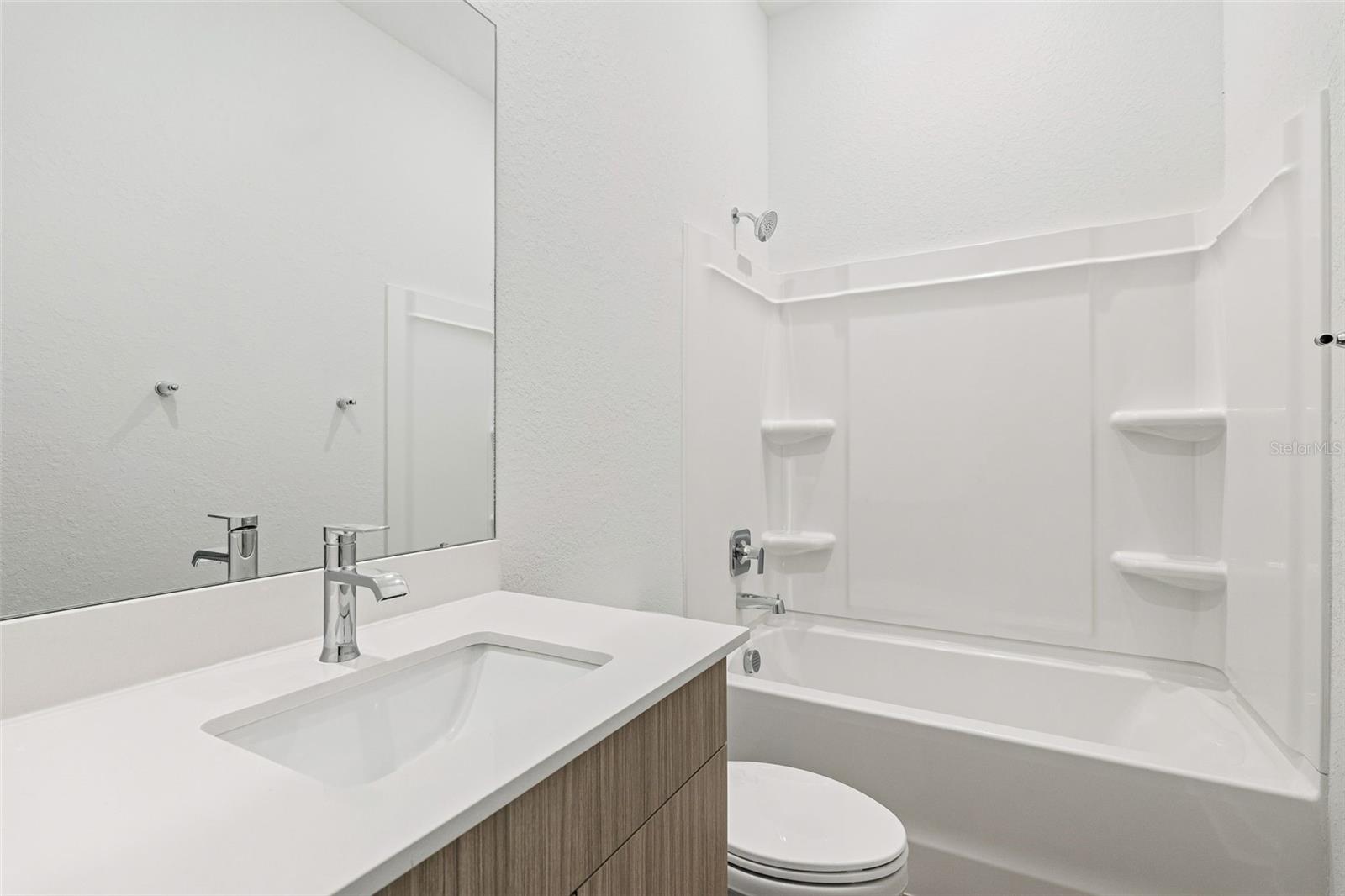 STELLAR AT MASTERS AVENUE - Residential Lease