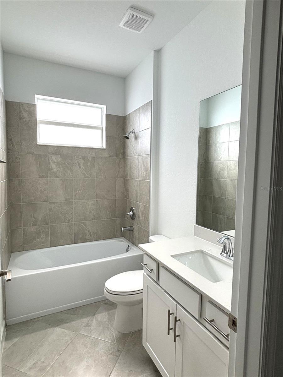 COCO BAY - Residential Lease