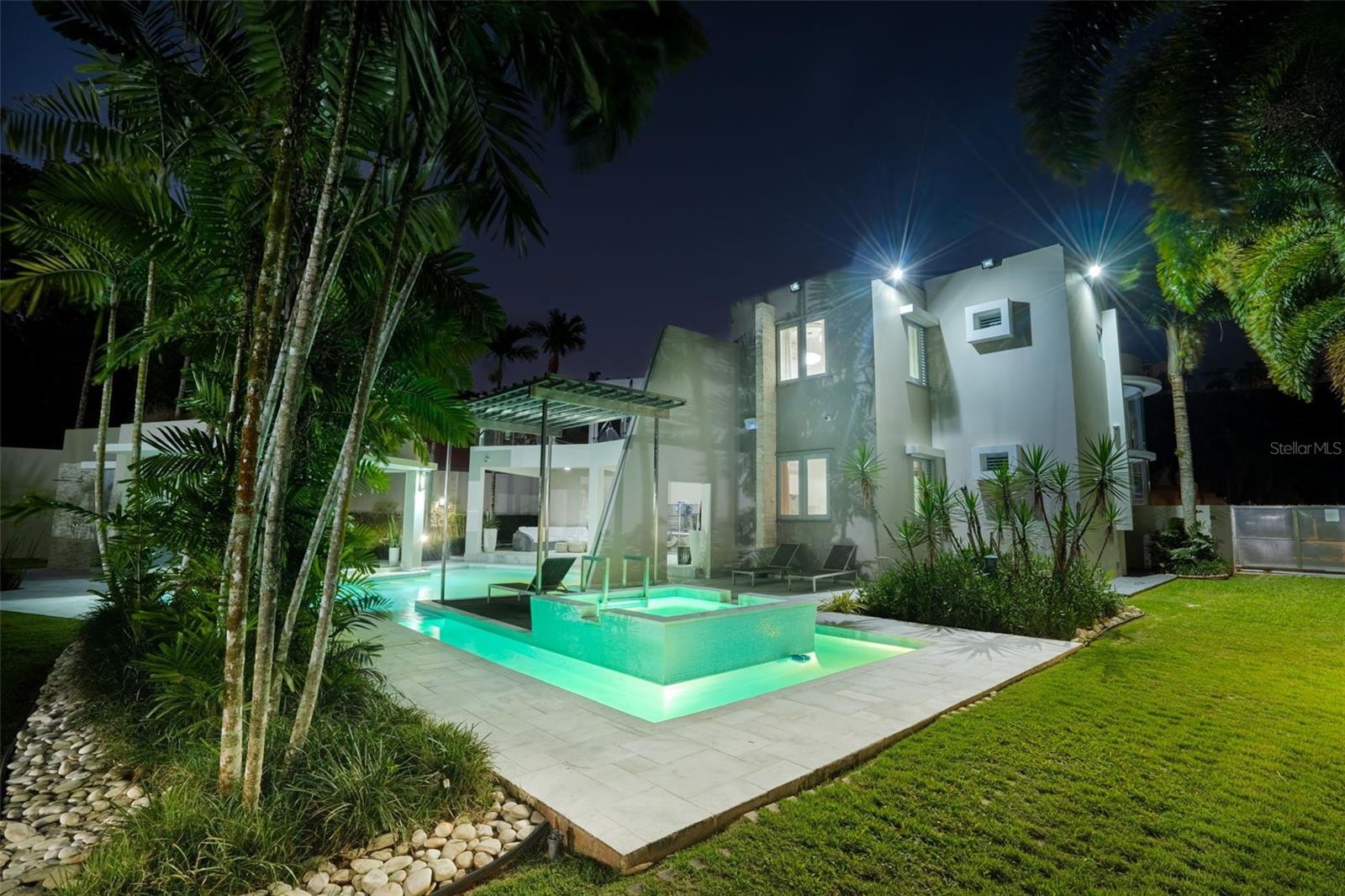 URB QUINTAS DE SANTA MARIA II - Residential