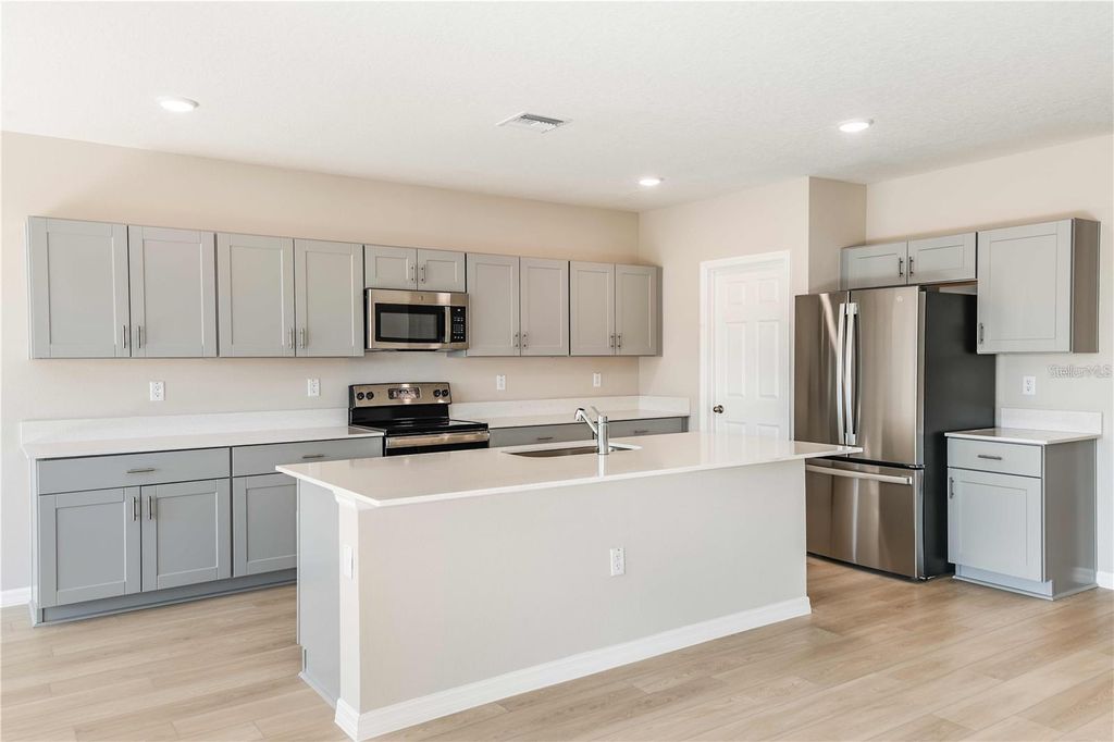 Photo of 12831 Canter Call Road, Lithia, FL 33547 (MLS # TB8468531)