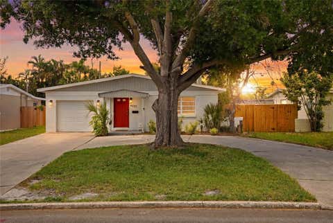 Photo of 4027 Huntington Street NE, St Petersburg, FL 33703 (MLS # TB8515492)
