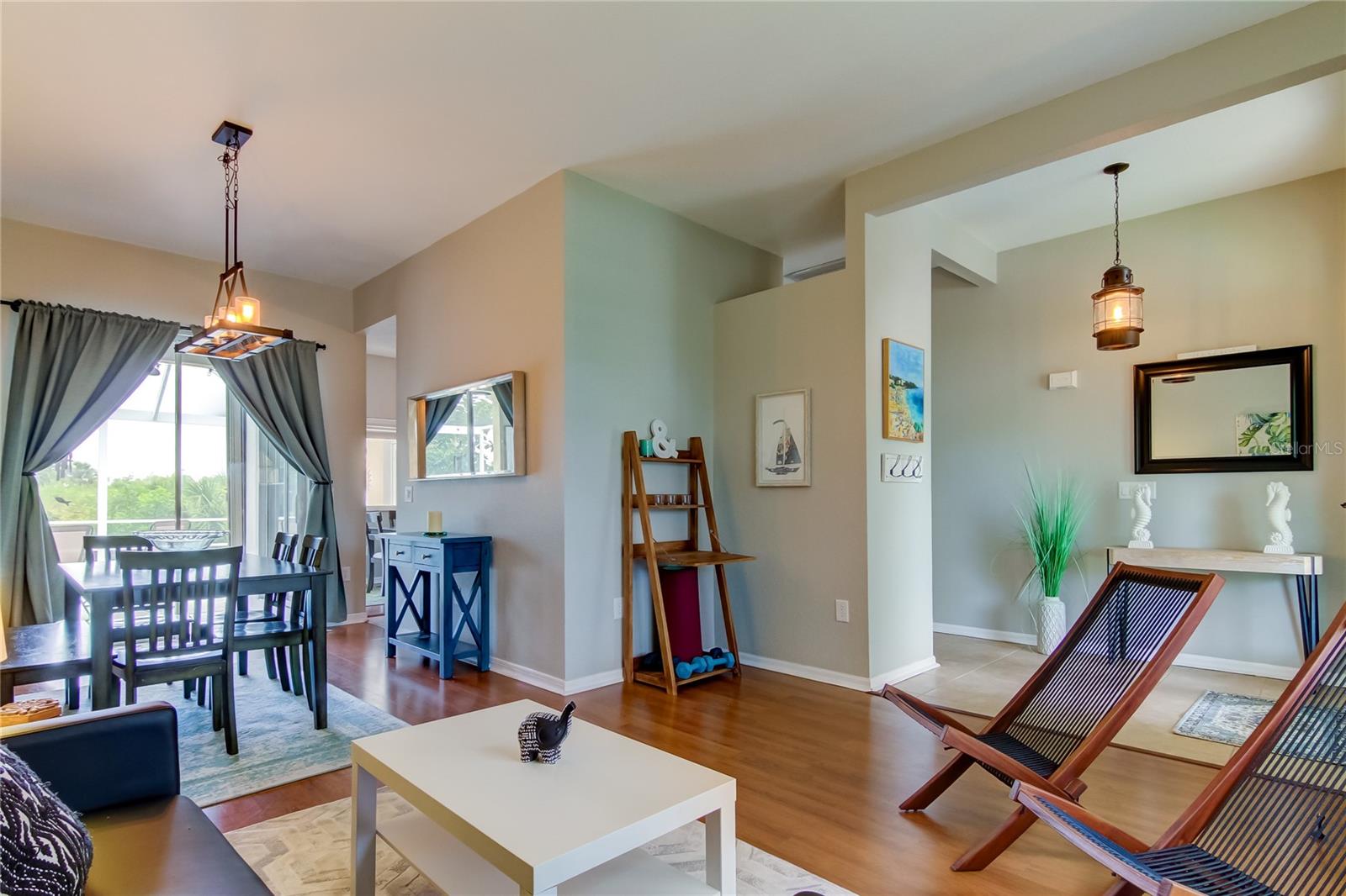 BEACH CLUB ESTATES - Residential Lease