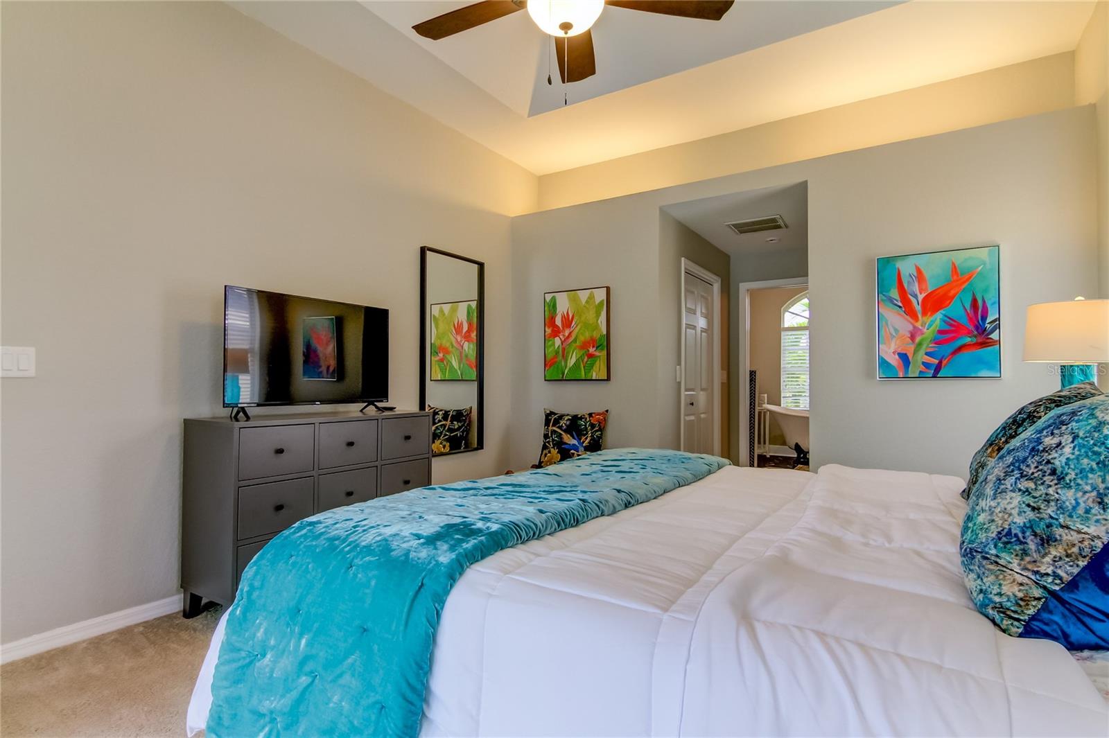 BEACH CLUB ESTATES - Residential Lease