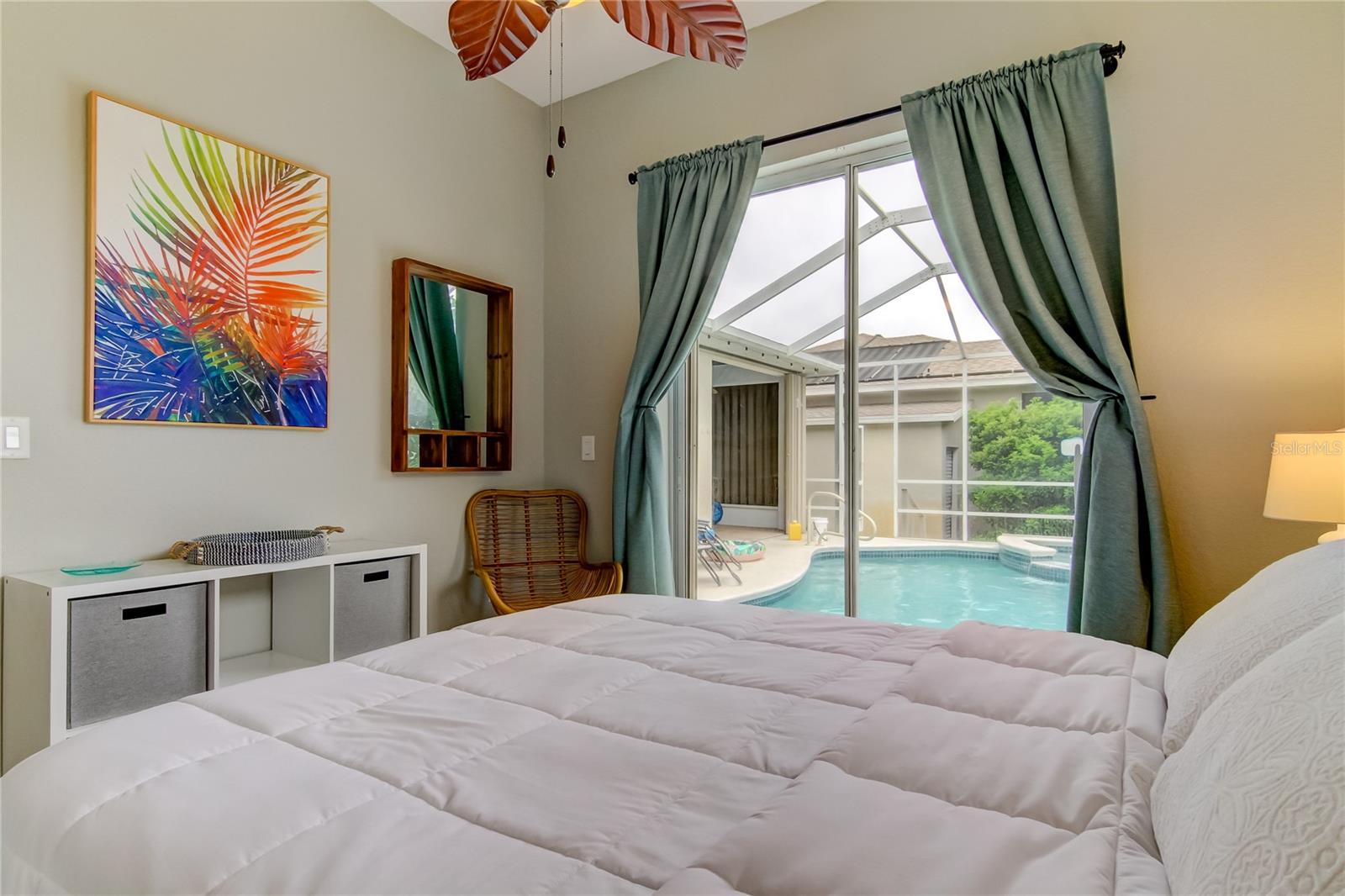 BEACH CLUB ESTATES - Residential Lease