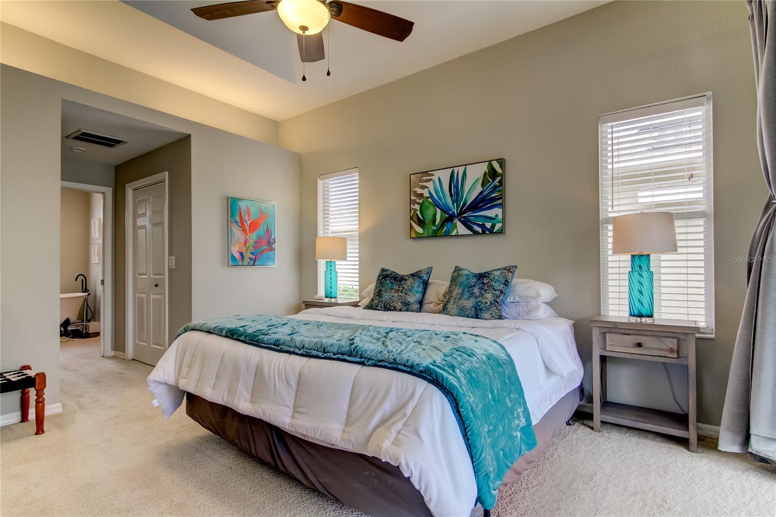 BEACH CLUB ESTATES - Residential Lease