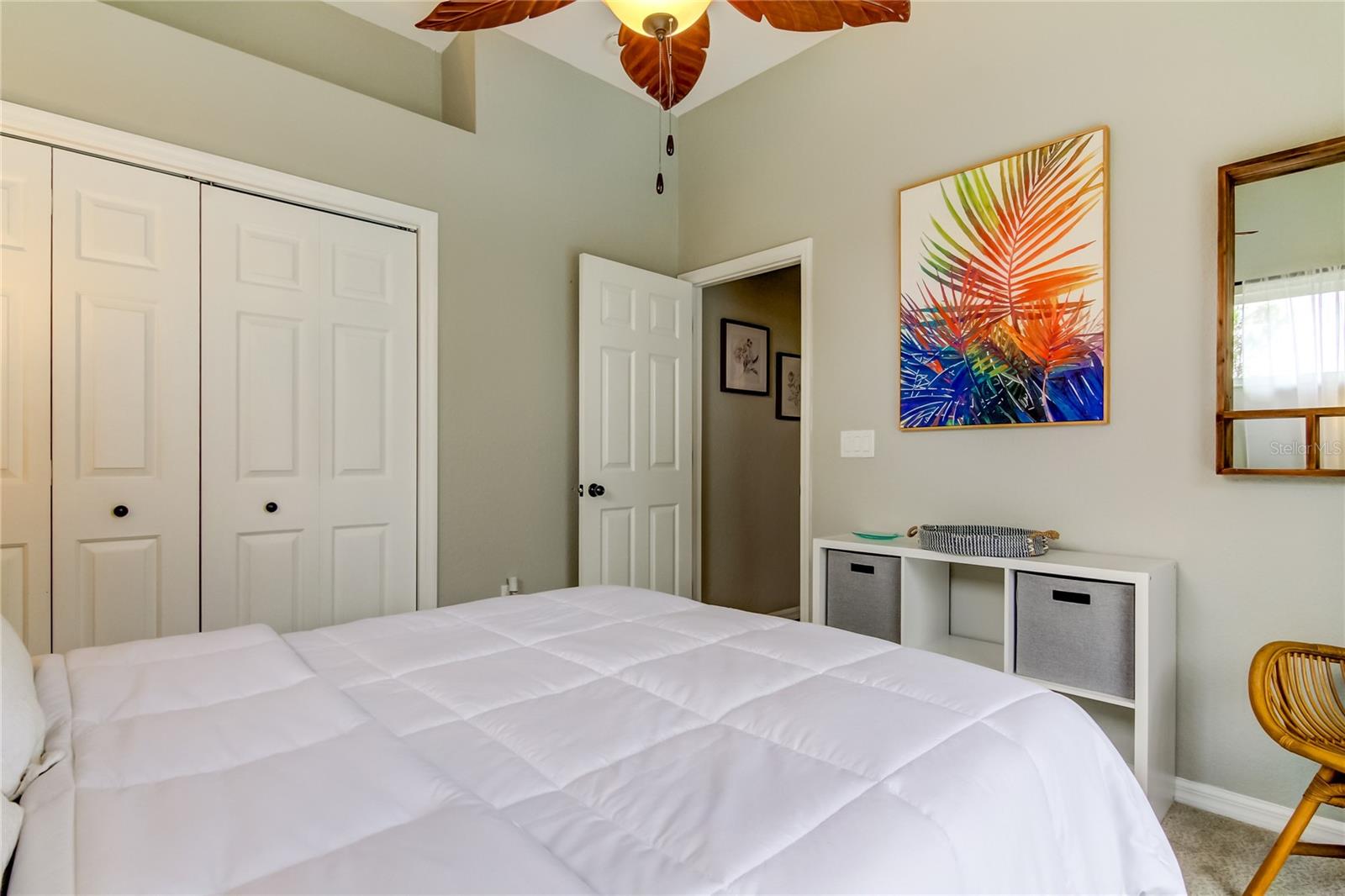 BEACH CLUB ESTATES - Residential Lease