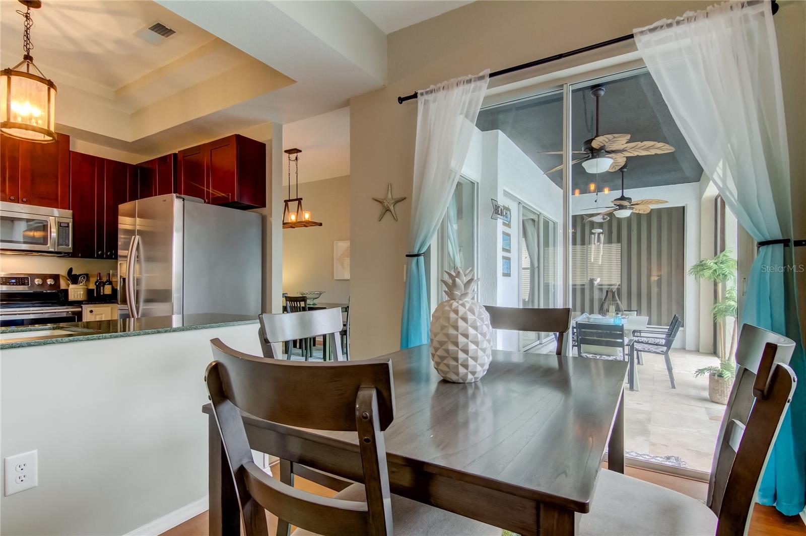 BEACH CLUB ESTATES - Residential Lease
