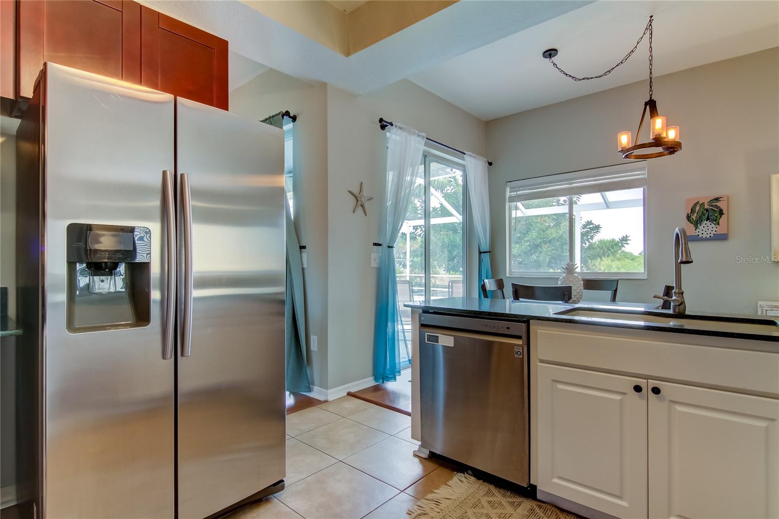 BEACH CLUB ESTATES - Residential Lease