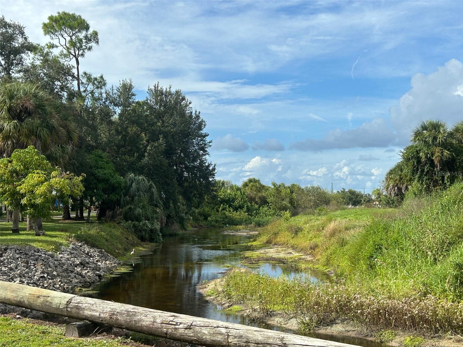 PUNTA GORDA ISLES SEC 21 - Land