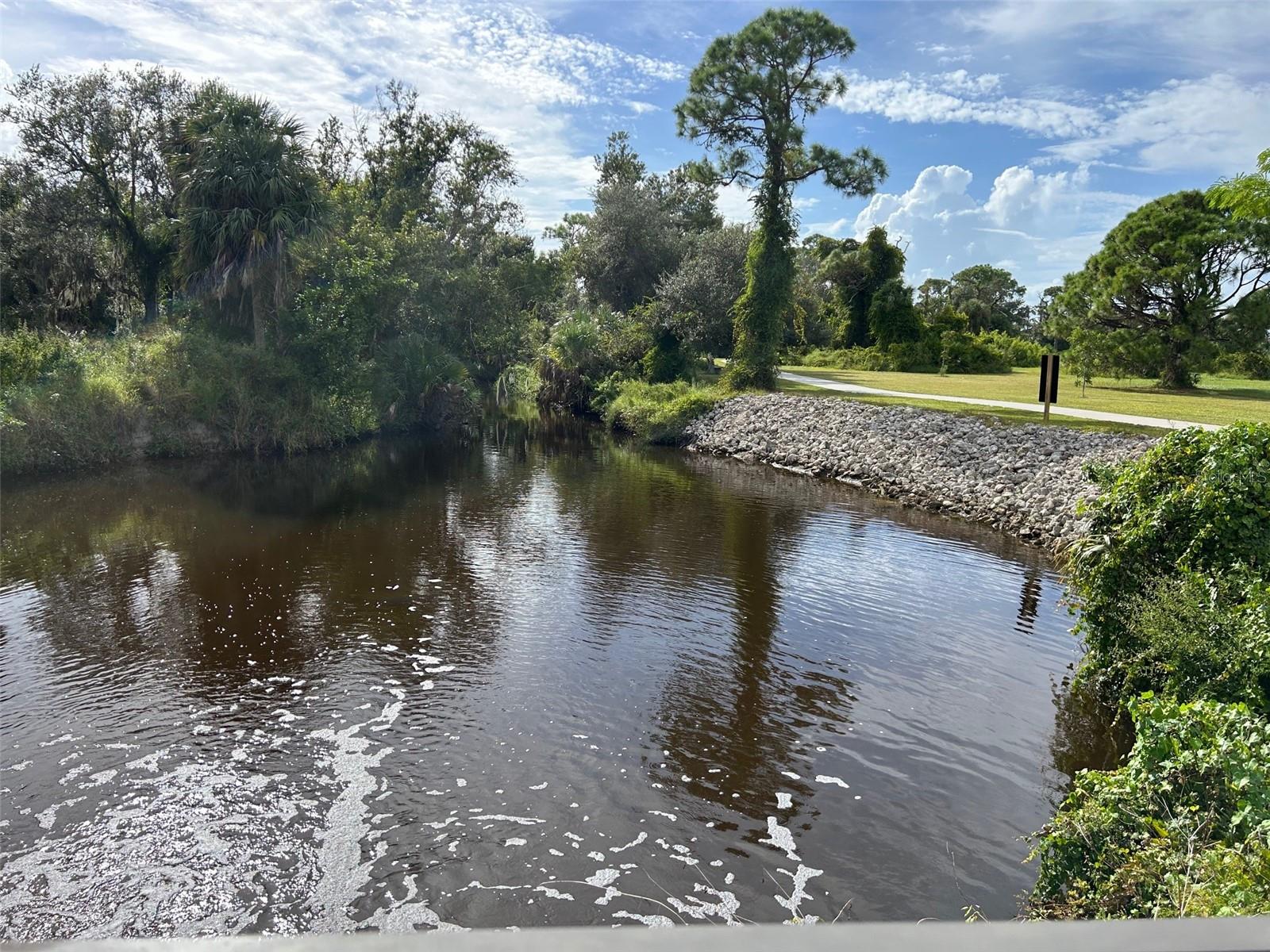 PUNTA GORDA ISLES SEC 21 - Land