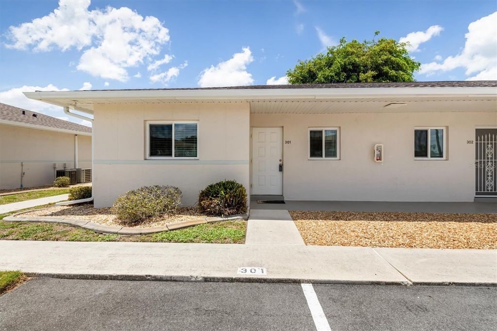 Photo of 12538 SW Kingsway Circle #301, Lake Suzy, FL 34269 (MLS # C7526605)