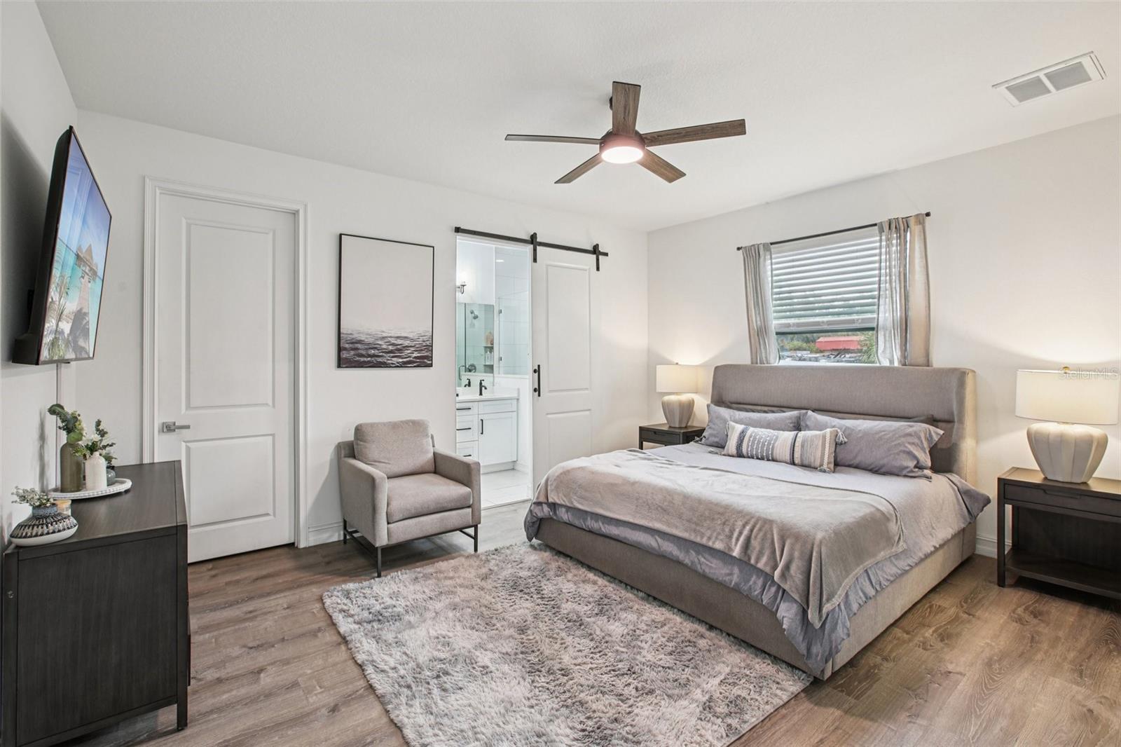 HILLSBOROUGH RIVER ESTATES - Residential