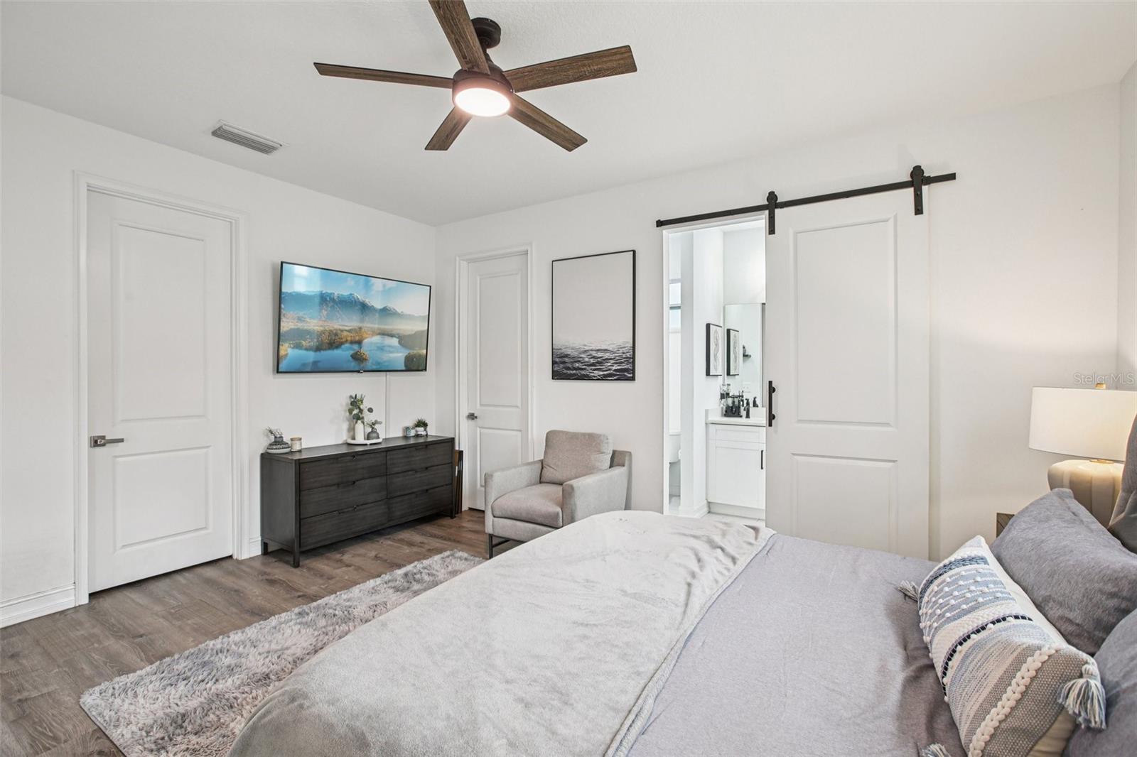 HILLSBOROUGH RIVER ESTATES - Residential