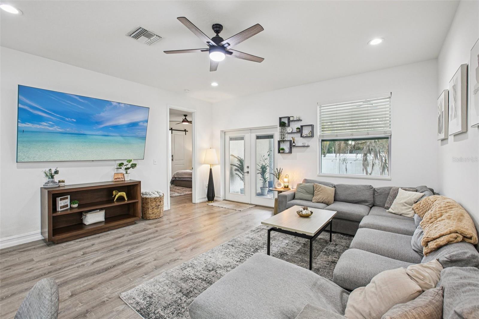 HILLSBOROUGH RIVER ESTATES - Residential