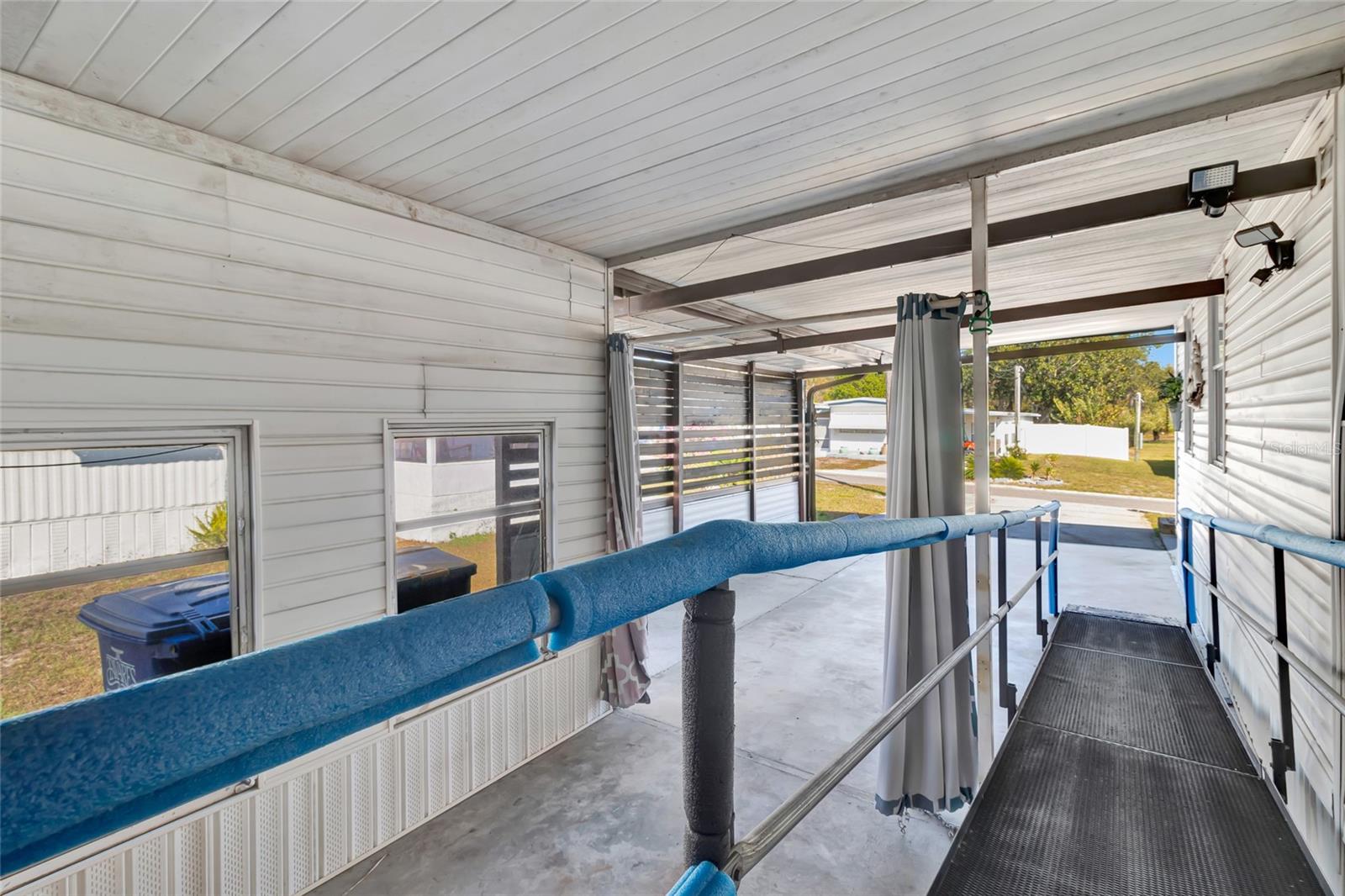 TAVARES MOBILE HOME ESTATES - Residential