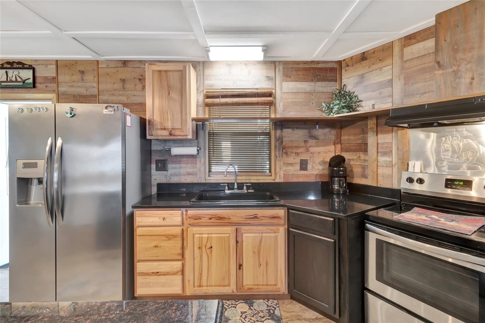 TAVARES MOBILE HOME ESTATES - Residential