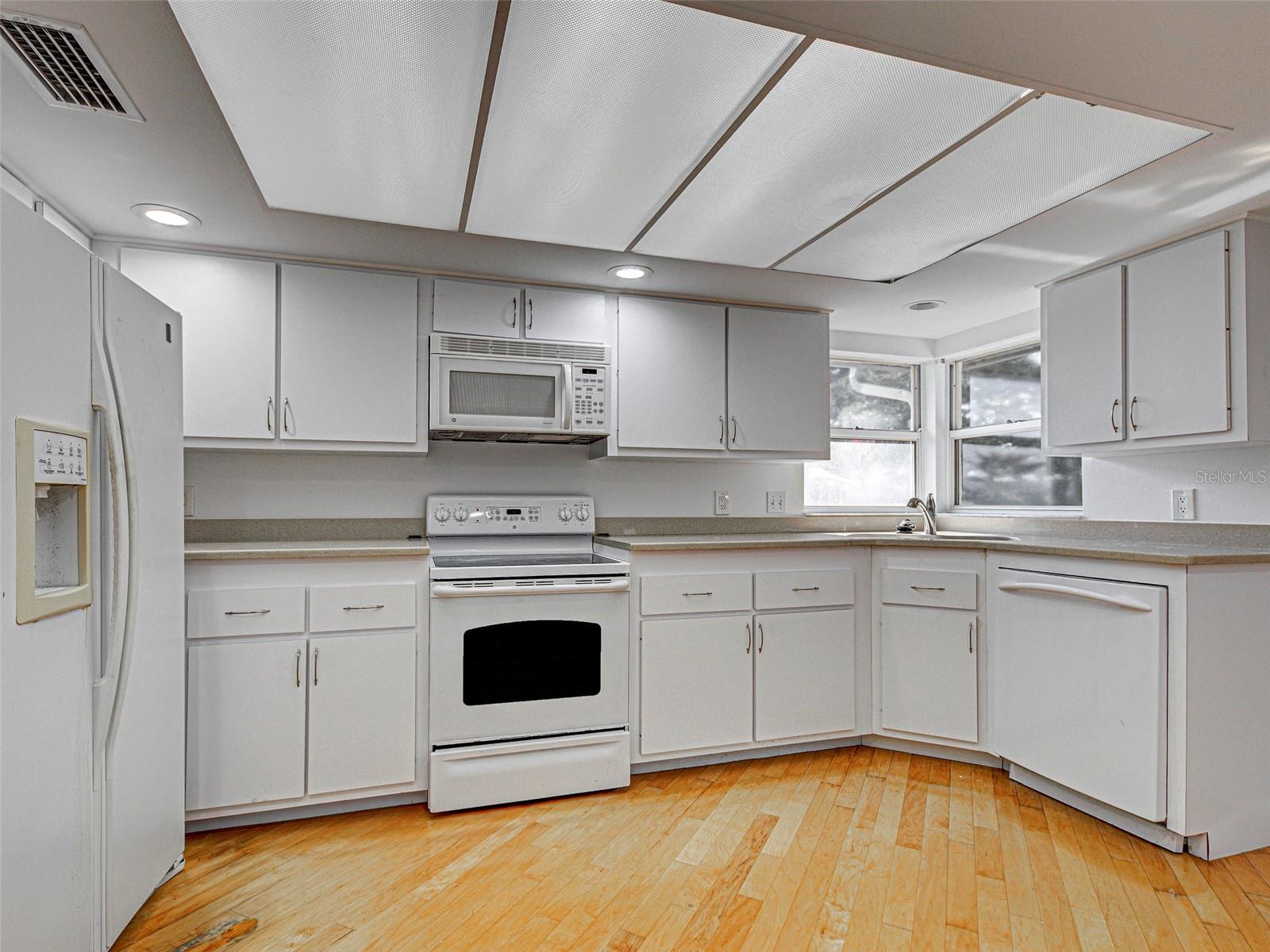 HERON SHORES - Residential