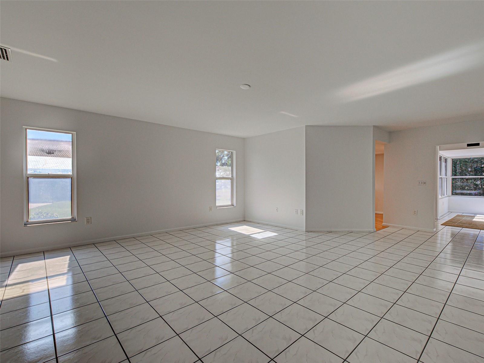 HERON SHORES - Residential