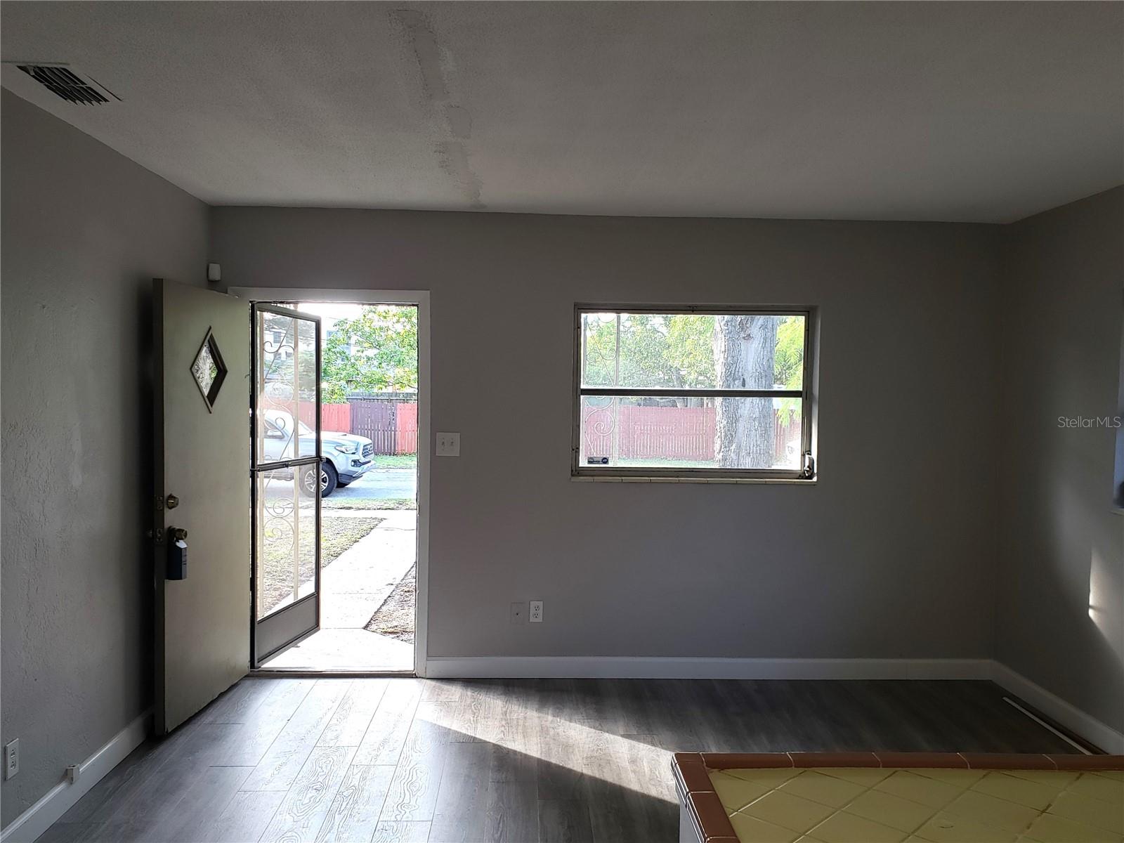 NORTH ST PETERSBURG - Residential Income