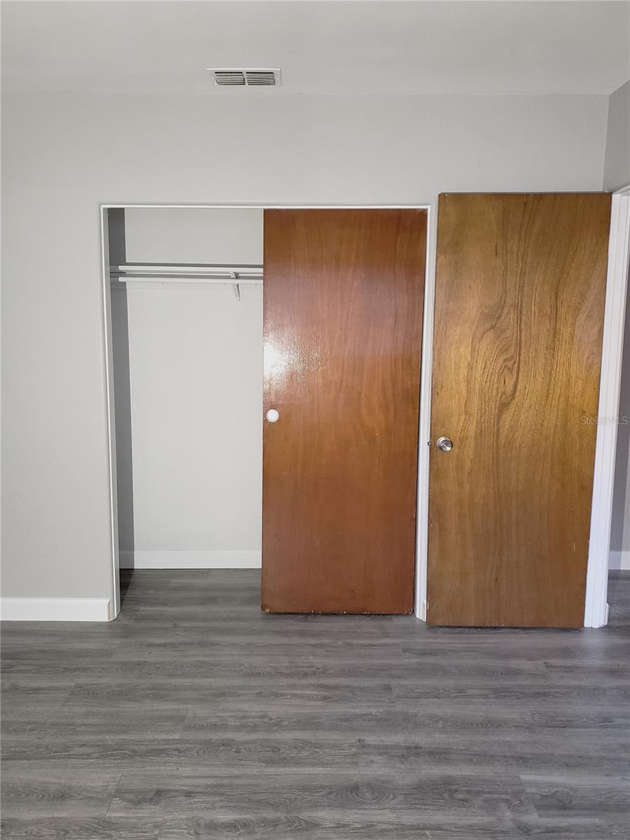 NORTH ST PETERSBURG - Residential Income