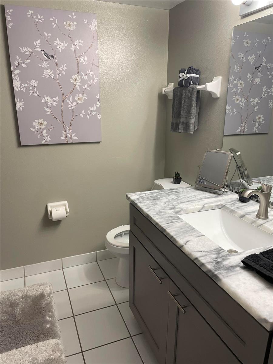 LAKE TARPON VILLAS CONDO - Residential