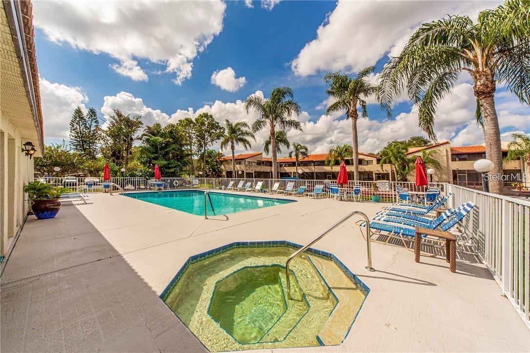 LAKE TARPON VILLAS CONDO - Residential