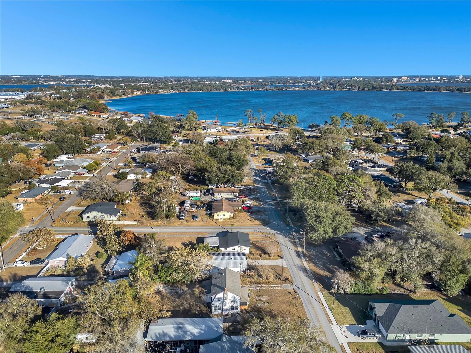 INWOOD - Residential