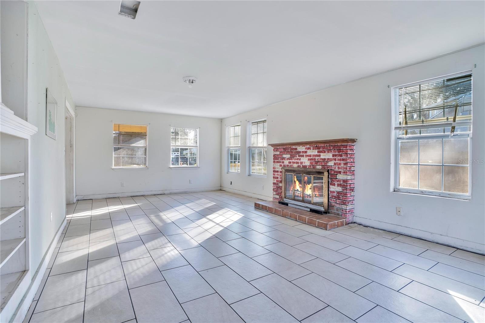 INWOOD - Residential