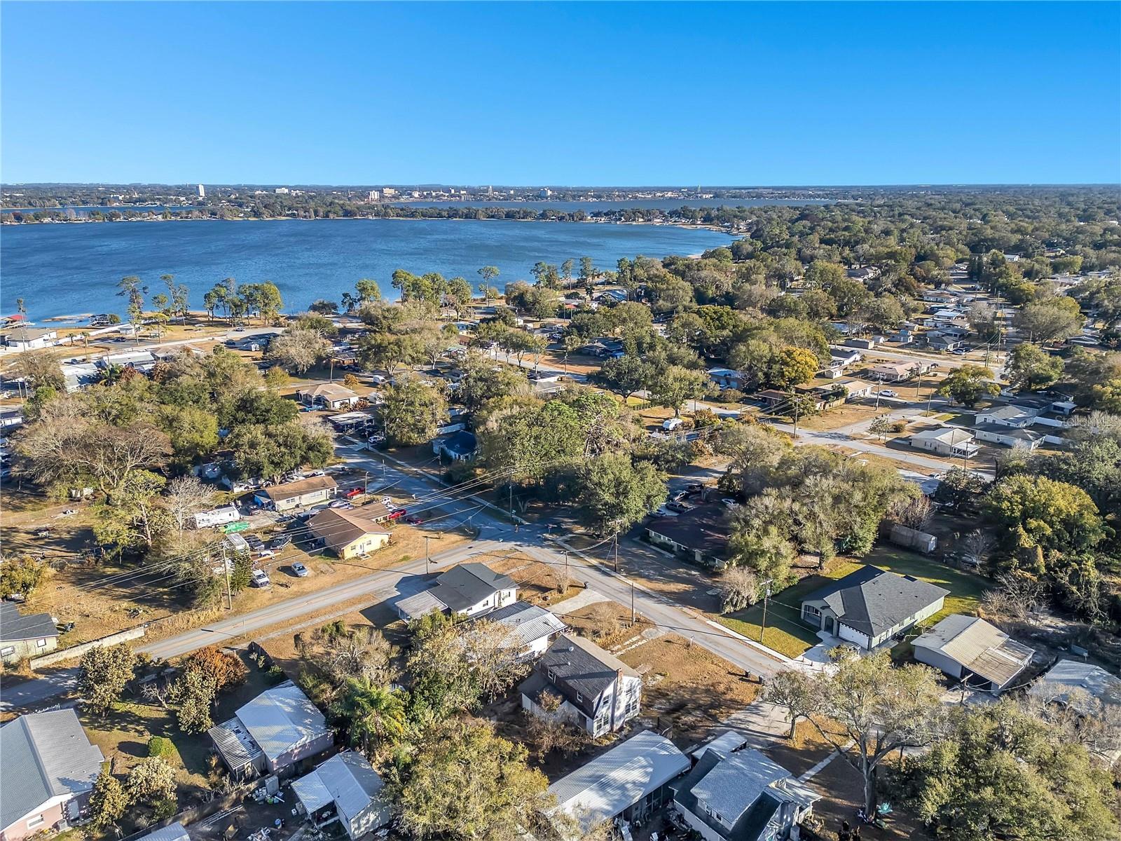 INWOOD - Residential