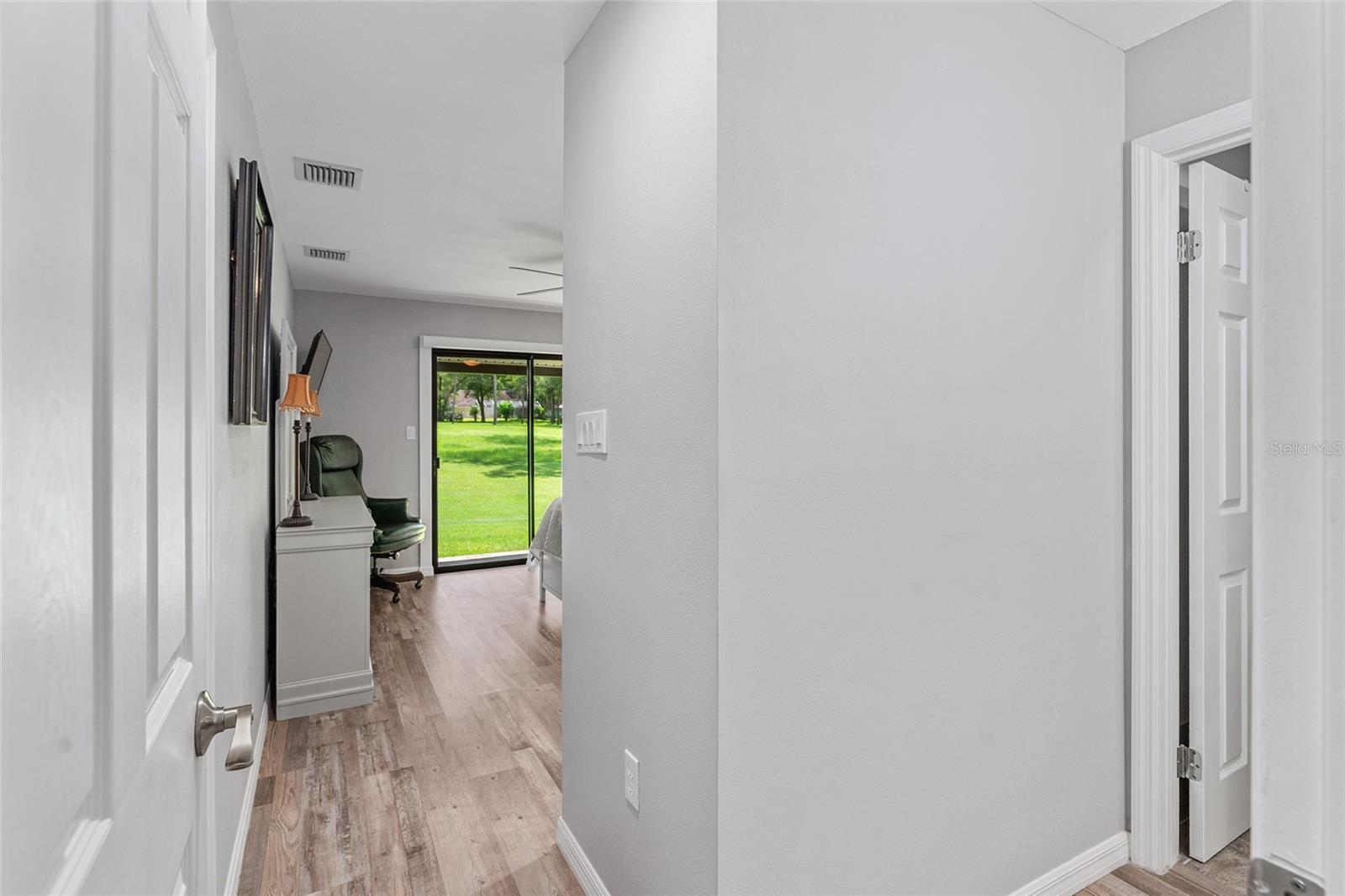 RAINBOW SPGS COUNTRY CLUB ESTATE - Residential Lease