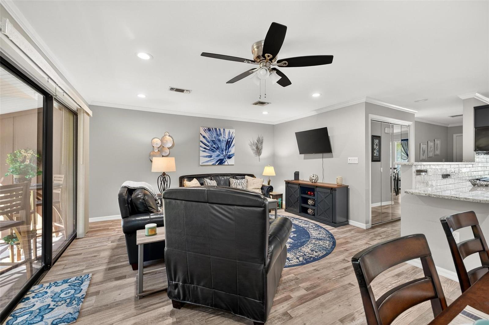 RAINBOW SPGS COUNTRY CLUB ESTATE - Residential Lease