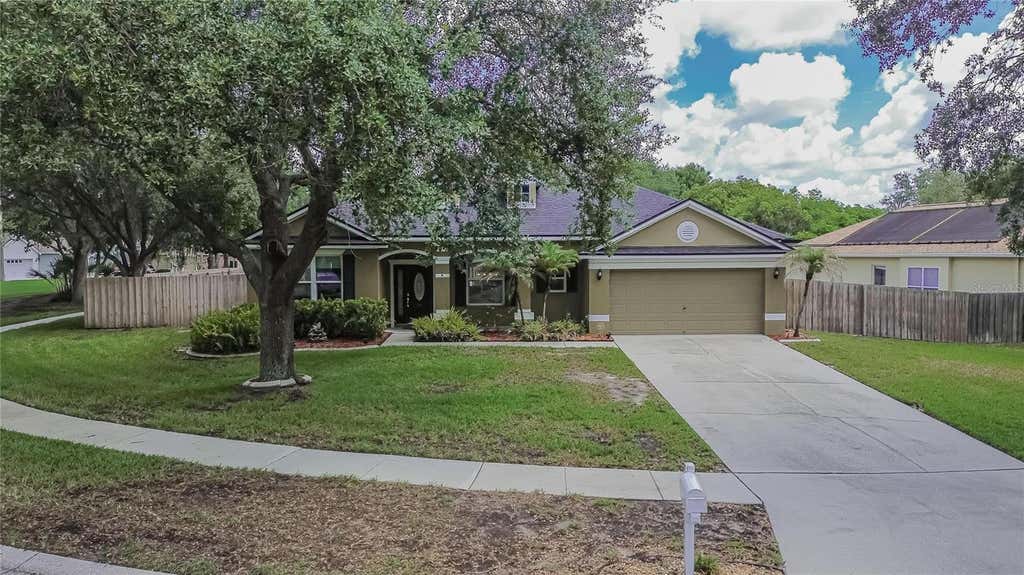 Photo of 12426 Windmill Cove Drive, Riverview, FL 33569 (MLS # TB8525837)